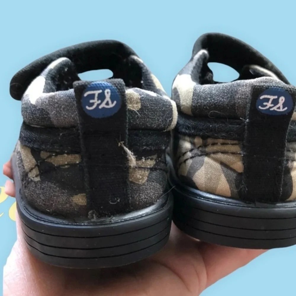 First Step Shoes Size 4 Boys‎ Velcro Closure Camouflages